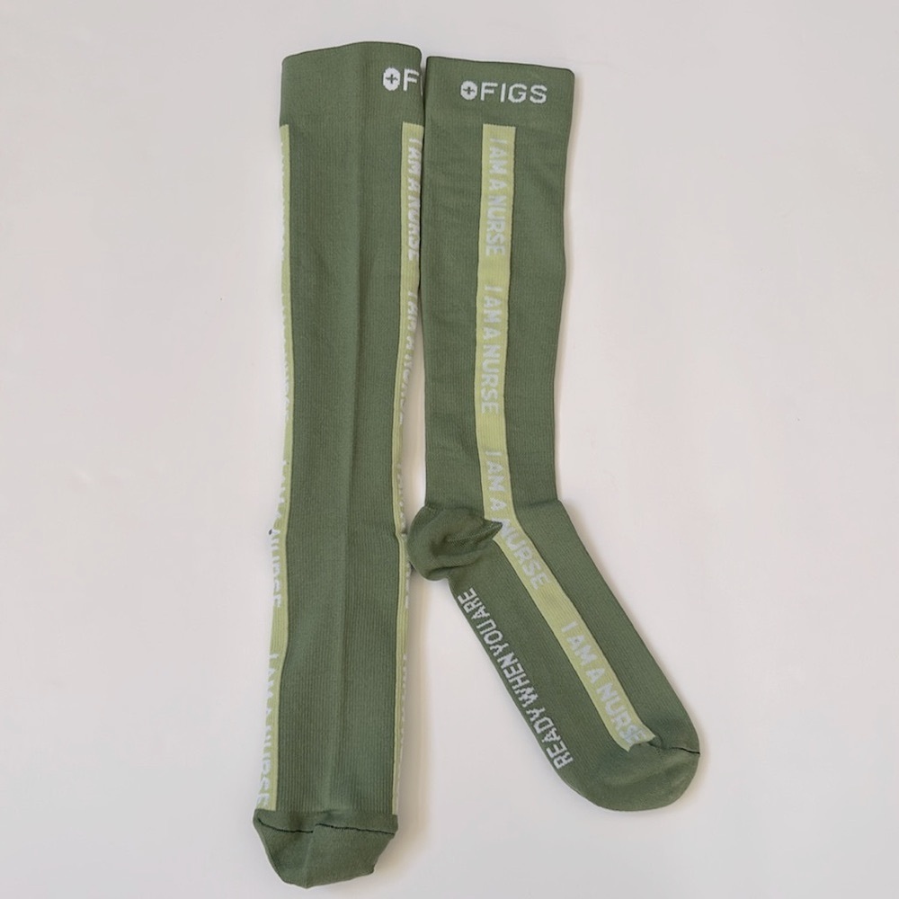 FIGS New I AM A NURSE Small Compression Socks Ready When You Are Green White